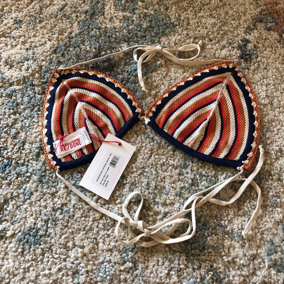 Re/done Woodstock crochet string bikini top - Picture 2 of 5